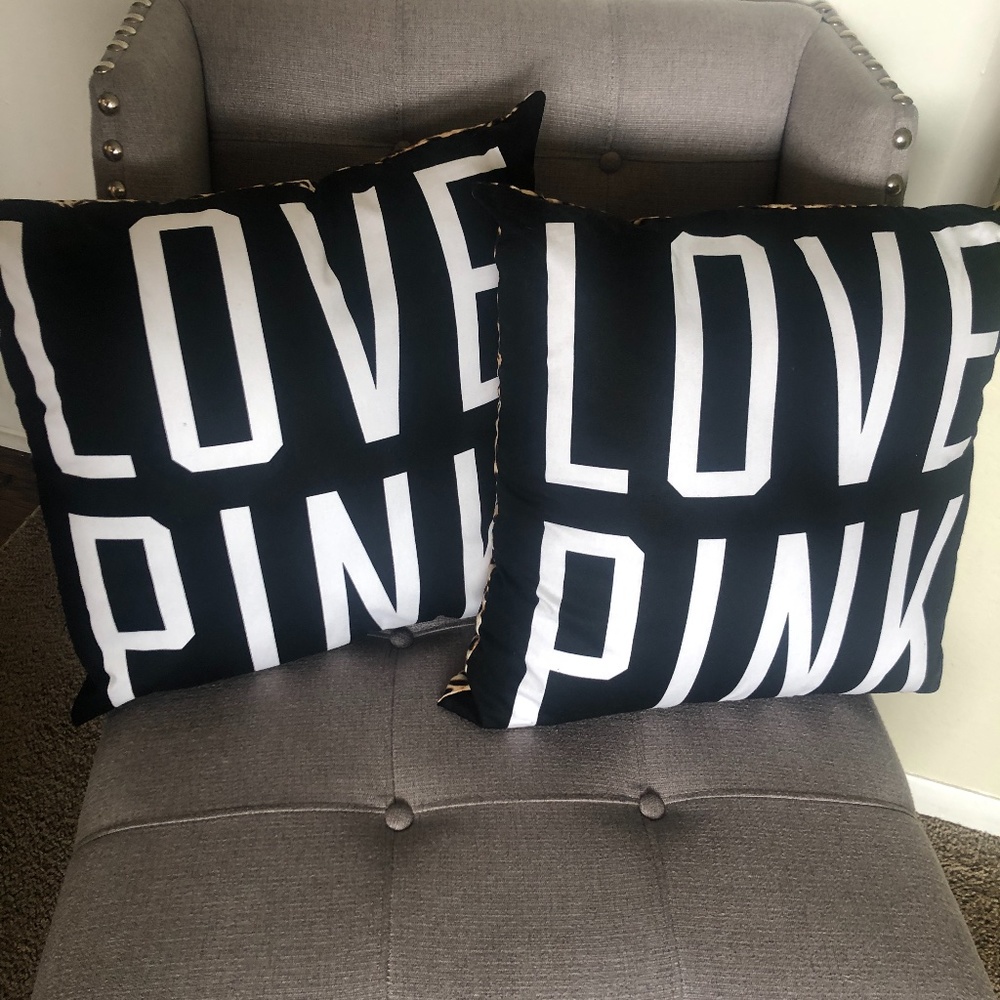 VS PINK Pillow - NEVER USED - TWO SIDED - Picture 4 of 4